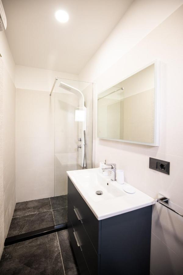Andelina In Near The Center With Private Pool And Sauna - By Ta Leut Agency Villa Zadar